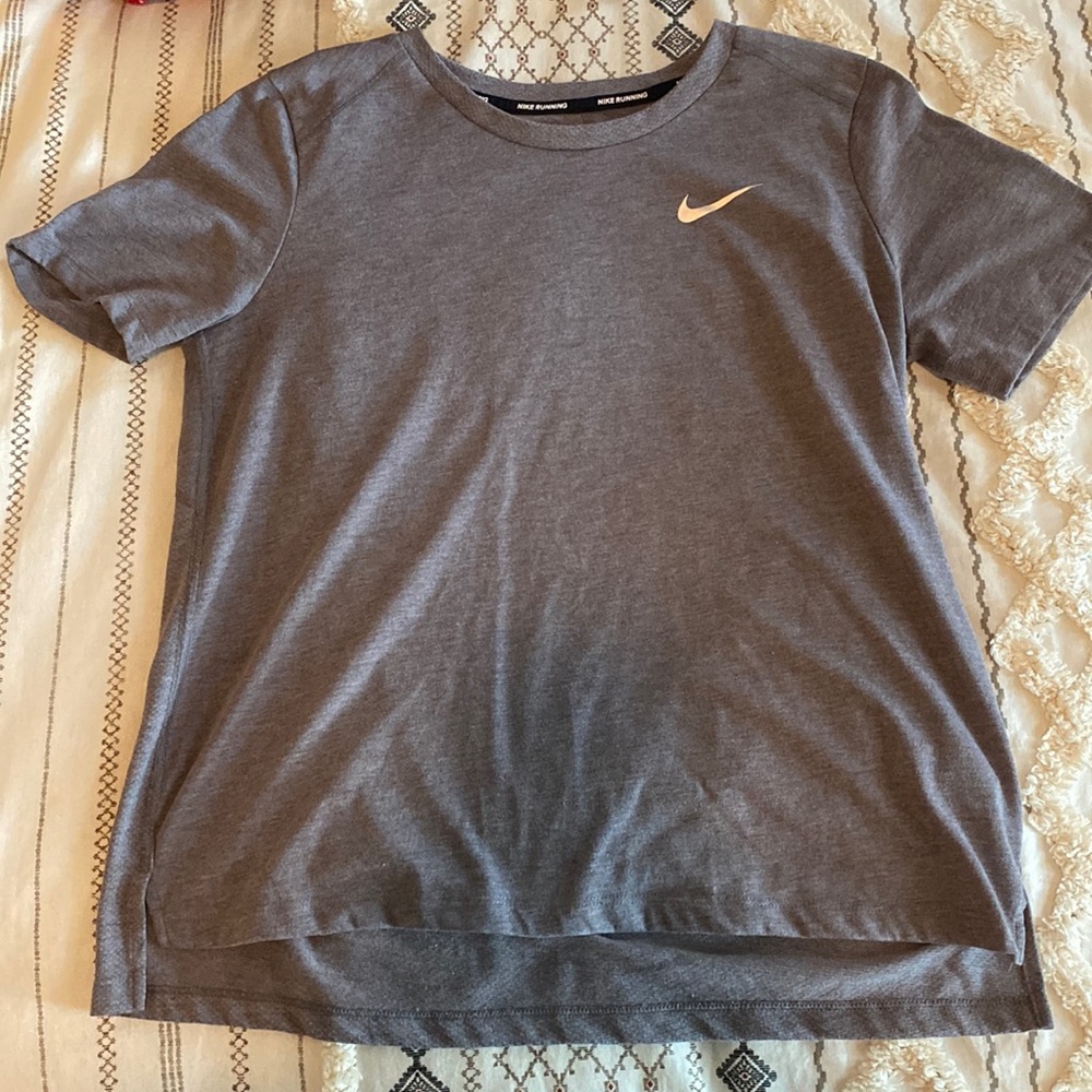 nike tee!